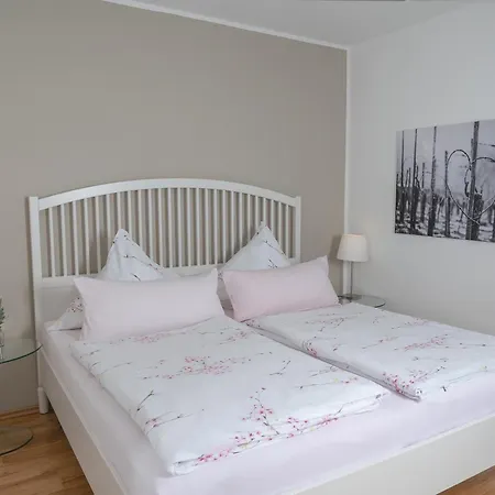 Ferienweingut Luetz Apartment Punderich Room photo